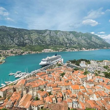 Alisa Sea View Apartment Prcanj Котор Екстер'єр фото