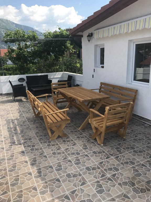 Alisa Sea View Apartment Prcanj Котор Екстер'єр фото
