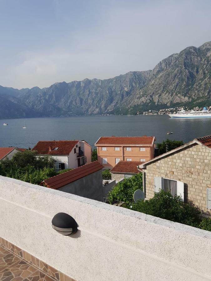 Alisa Sea View Apartment Prcanj Котор Екстер'єр фото